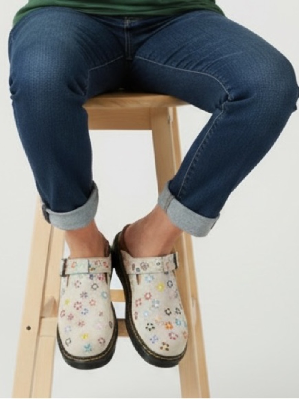 Custom Hand-Painted Dr. Martens Carlson Clogs Floral Sz 9 - Picture 3 of 17